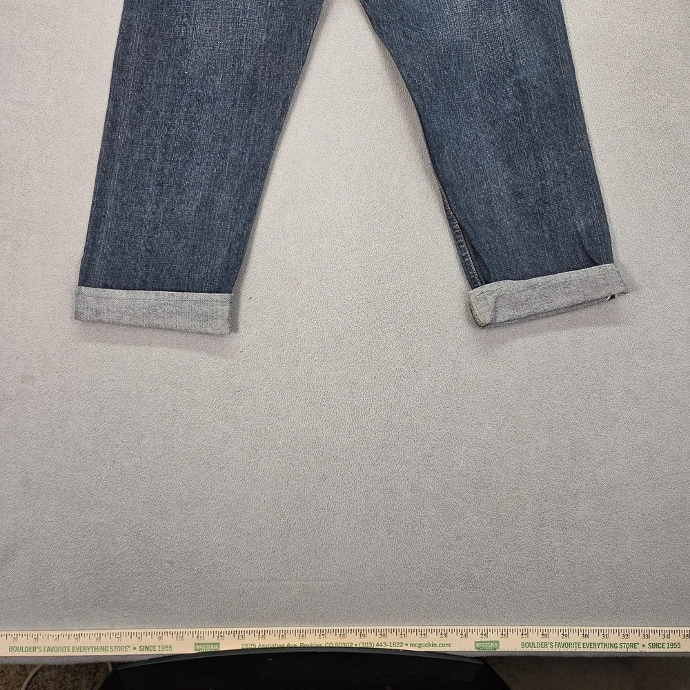 Levis important sizing